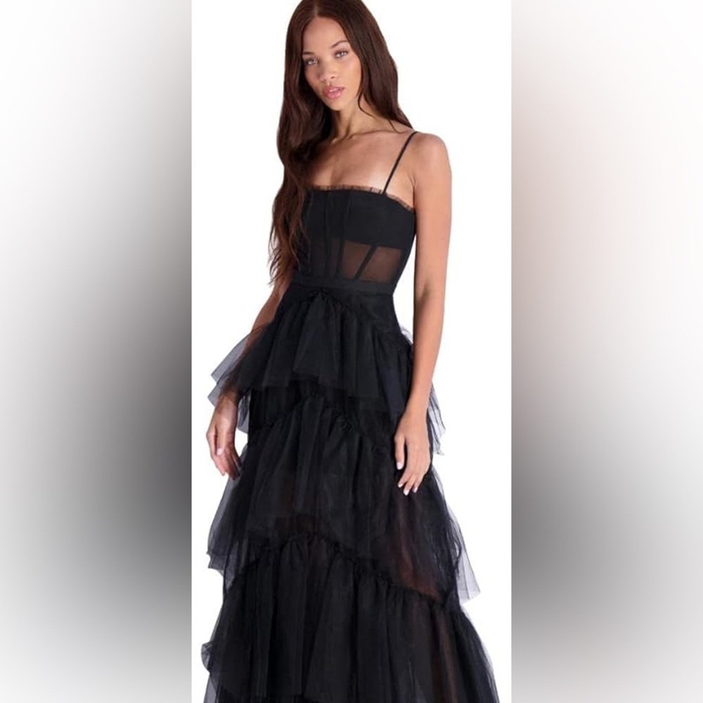 Elegant Black Tiered Tulle Dress